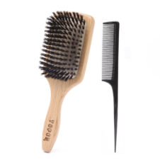The boar bristle hair brush prevents snagging of natural hair and extensions and help prevent split ends.